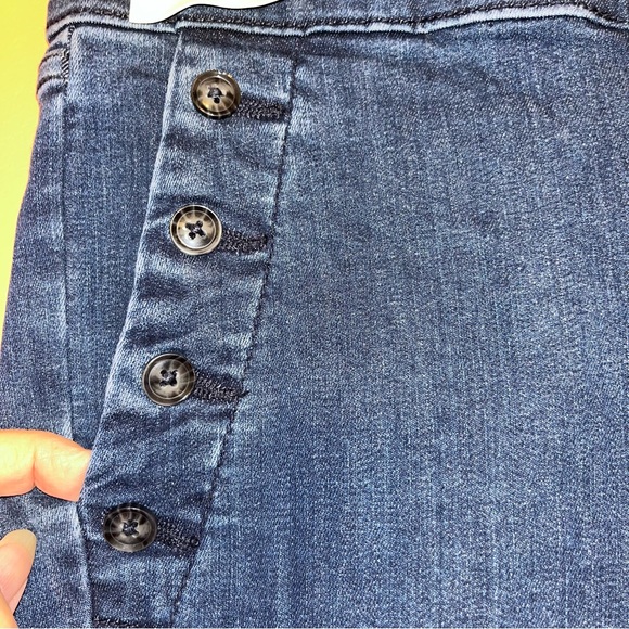 Banana Republic Premium Denim Sailor Flare Jeans - Picture 5 of 14